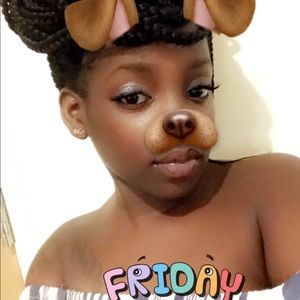 Meet your Posher, Kelly